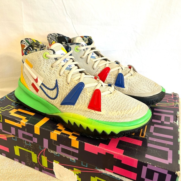 Nike Kyrie 7 Visions Multicolor size 10.5 MEN’S BASKETBALL SHOES - Picture 2 of 9